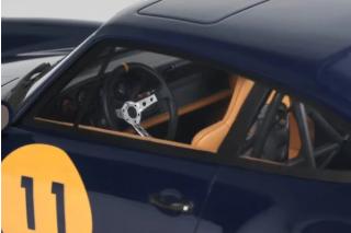 STROSEK MEGA 30 BLUE 2024 GT Spirit 1:18 Resinemodell (Türen, Motorhaube... nicht zu öffnen!)