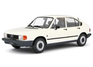 Alfa Romeo Alfasud 1.2 4 Porte 1980 BIANCO CAPODIMONTE Laudoracing 1:18 Resinemodell (Türen, Motorhaube... nicht zu öffnen!)