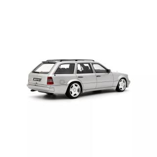 Mercedes-Benz AMG 70TE Brilliant Silver 1996 OttO mobile 1:18 Resinemodell (Türen, Motorhaube... nicht zu öffnen!)