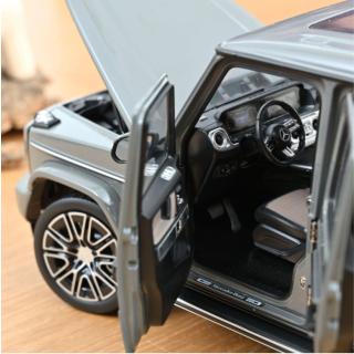 Mercedes-Benz G-Class 2024 Classicgrau Norev 1:18 Metallmodell