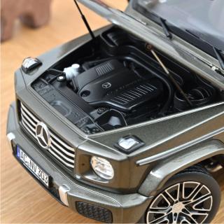 Mercedes-Benz G-Class 2024 Indiumgrau Norev 1:18 Metallmodell