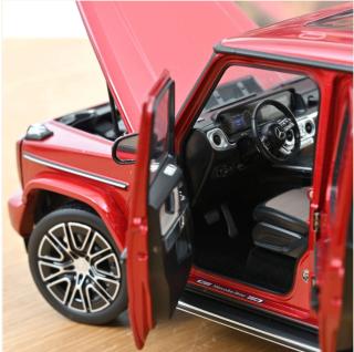 Mercedes-Benz G-Class 2024 Hyazinthrot Norev 1:18 Metallmodell
