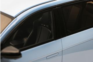 HYUNDAI IONIQ 5 N PERFORMANCE BLUE 2023 OttO mobile 1:18 Resinemodell (Türen, Motorhaube... nicht zu öffnen!)