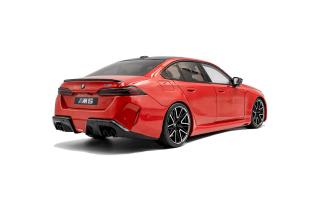 BMW M5 – FIRE RED – 2025 S1814702 Solido 1:18 Metallmodell