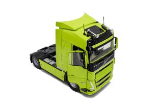 Volvo Trucks FH Globetrotter XL 2023 neon grün S2400107 Solido 1:24 Metallmodell