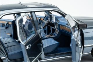 BMW 745i E23 (1984) - arctic blue met. Touring Modelcars 1:18 Metallmodell 4 Türen, Motorhaube und Kofferraum zu öffnen!