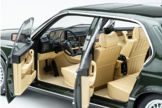BMW 745i E23 (1984) - achat green met. limitiert auf 800 Exemplare Touring Modelcars 1:18 Metallmodell 4 Türen, Motorhaube und Kofferraum zu öffnen!