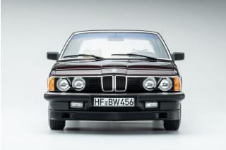 BMW 745i E23 (1984) - burgundy red met. Touring Modelcars 1:18 Metallmodell 4 Türen, Motorhaube und Kofferraum zu öffnen!