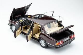 BMW 745i E23 (1984) - burgundy red met. Touring Modelcars 1:18 Metallmodell 4 Türen, Motorhaube und Kofferraum zu öffnen!