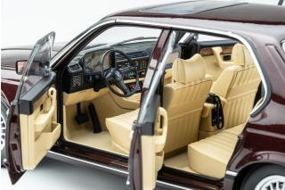 BMW 745i E23 (1984) - burgundy red met. Touring Modelcars 1:18 Metallmodell 4 Türen, Motorhaube und Kofferraum zu öffnen!