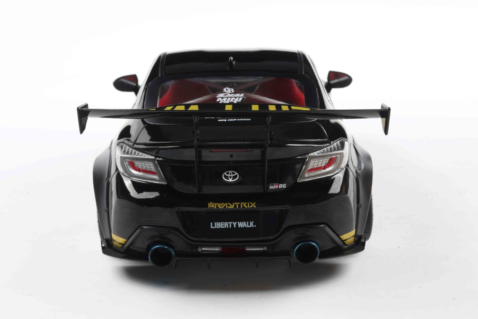 Modellauto Toyota GR86 LBWK BODY KIT schw./gld S1813603 Solido 1:18 ...