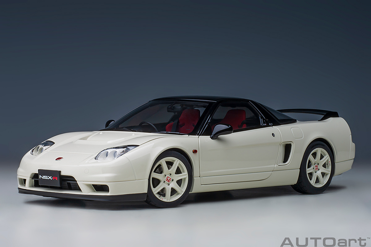 Voiture Miniature Honda Nsx R Na2 Championship White 2 Doors Front Rear Bonnets Openings Autoart 1 18 Sur Modellauto18 De