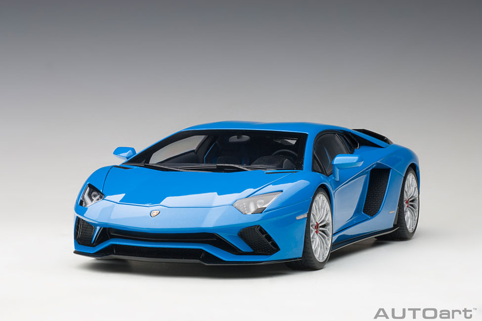 Autoart 79134-1//18 Lamborghini Aventador s 2017-Blu nila//Pearl Blue