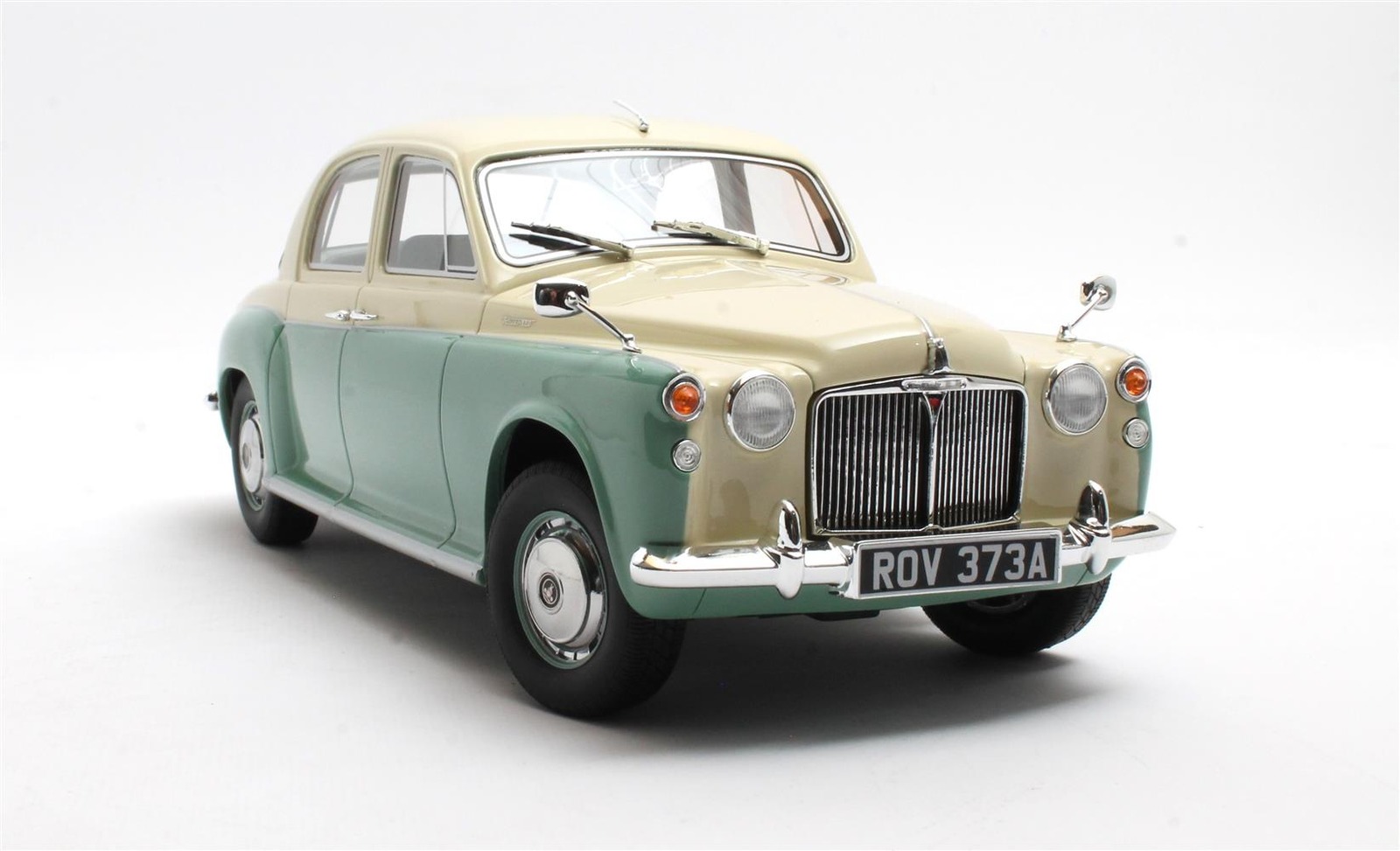 Modellauto Rover 110 P4 white / green `62-`64 Cult Scale Models 1