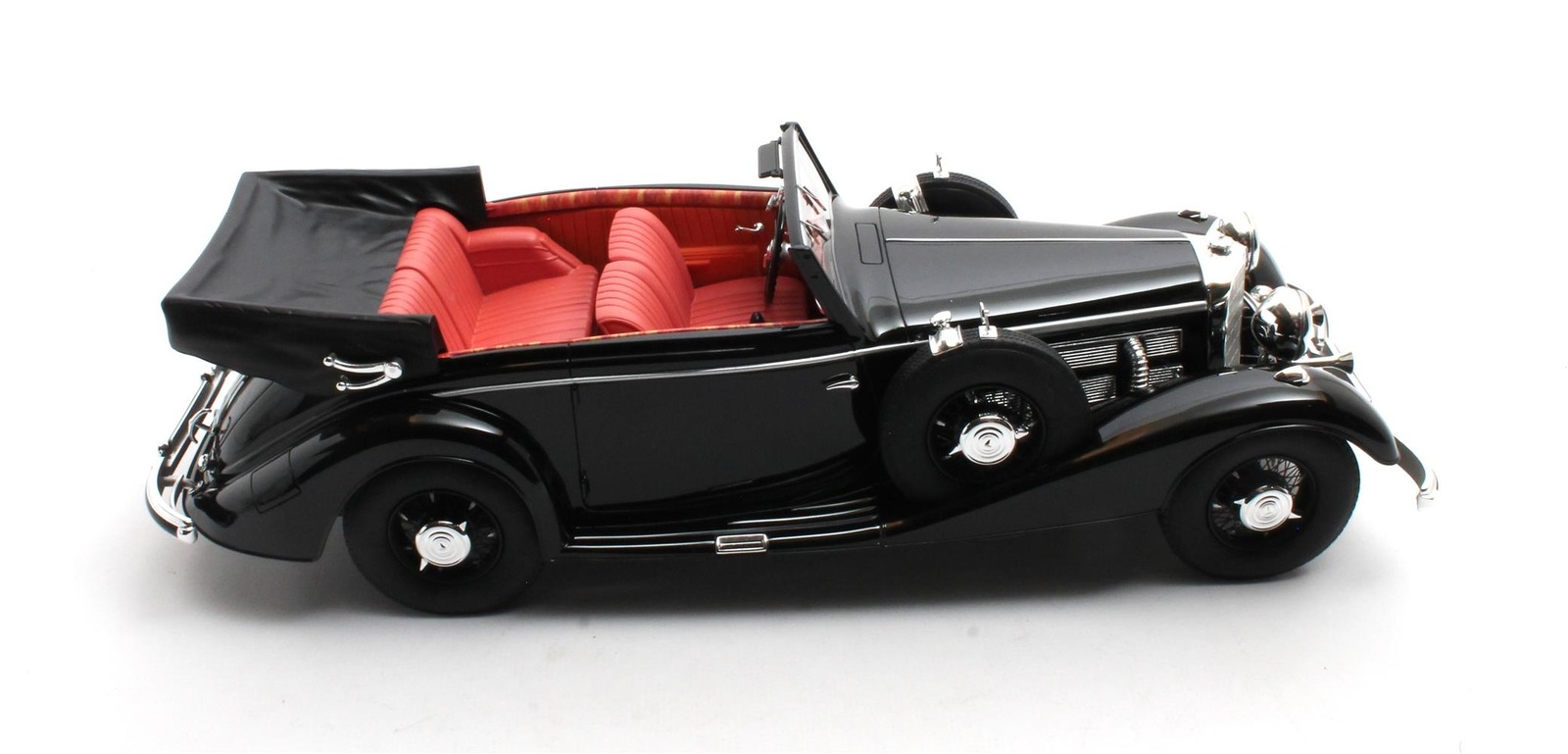 Modellauto Mercedes-Benz 540K Cabriolet B black `36-`38 Cult Scale