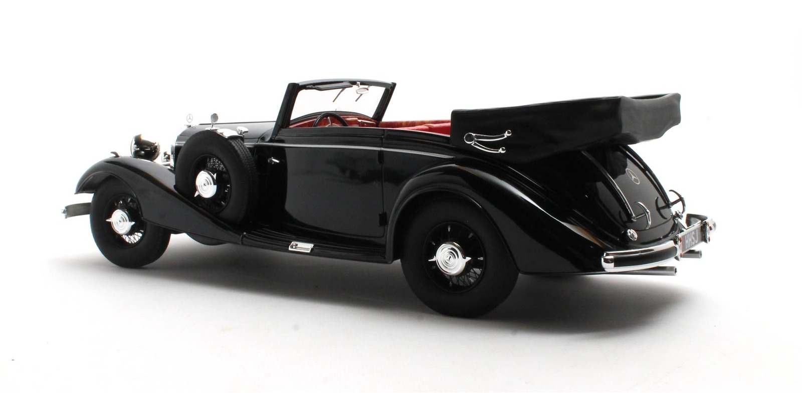 Modelcar Mercedes-Benz 540K Cabriolet B black `36-`38 Cult Scale