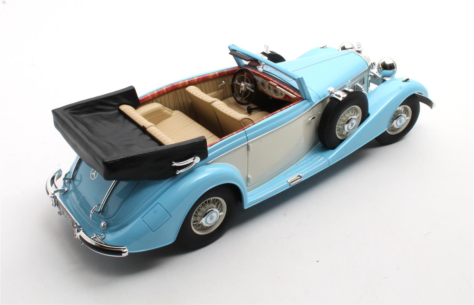 Modelcar Mercedes-Benz 540K Cabriolet B blue/white `36-`38 Cult