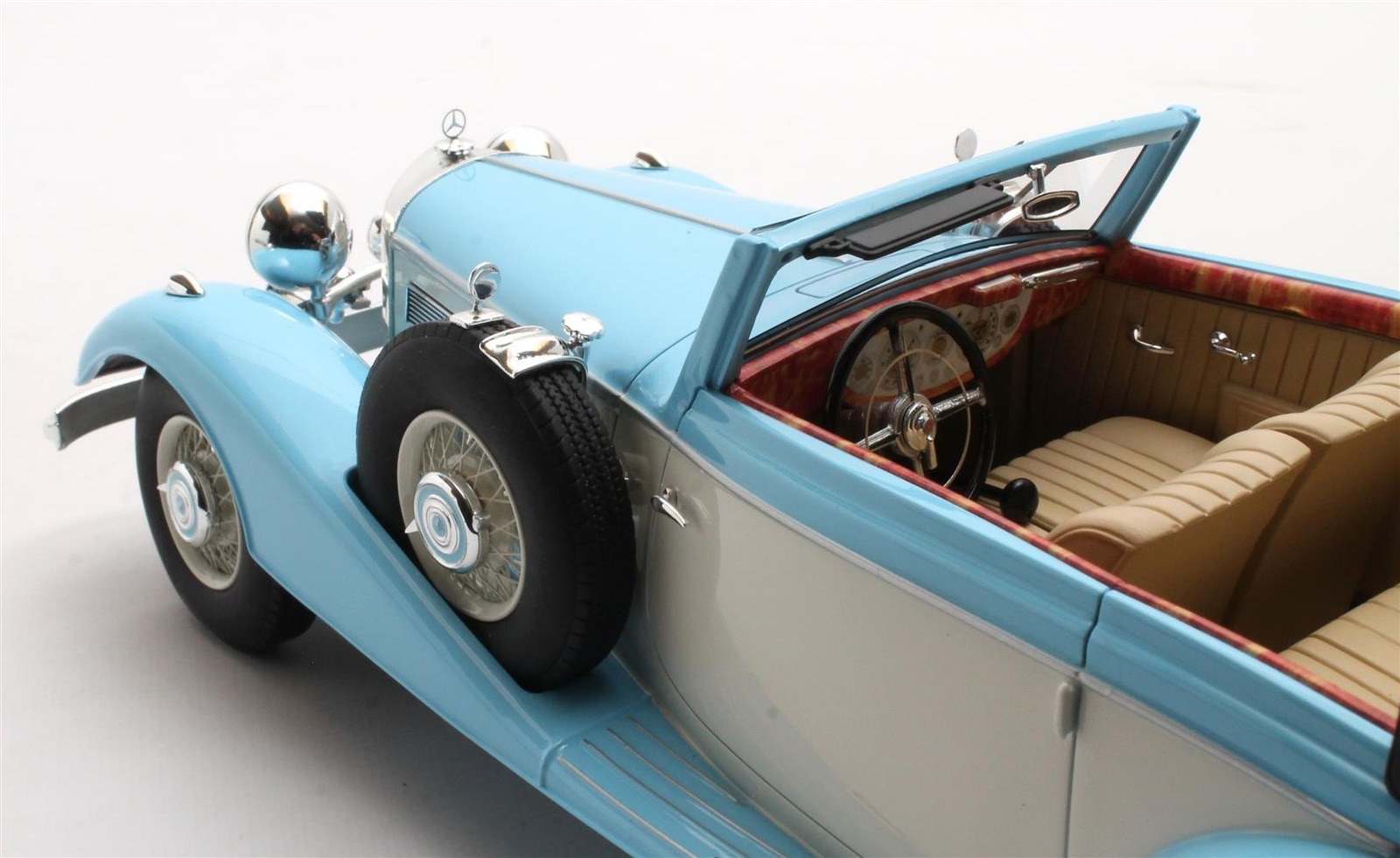 Modelcar Mercedes-Benz 540K Cabriolet B blue/white `36-`38 Cult