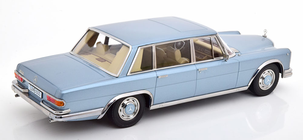 Voiture miniature Mercedes 600 SWB W100 hellblau-metallic 1963 MCG 1:18  Metallmodell, Türen und Hauben nicht zu öffnen sur