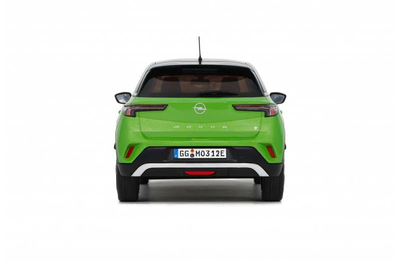 Voiture miniature Opel Mokka-e GS Line 2021 Matcha Green OttO mobile 1:18  Resinemodell (Türen, Motorhaube nicht zu öffnen!) sur